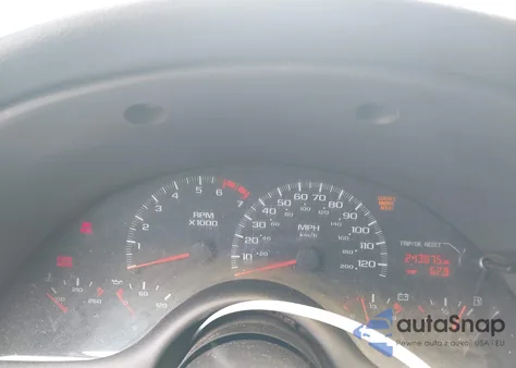 2000 Chevrolet Camaro from USA, damaged, VIN 2G1FP22K2Y2109403